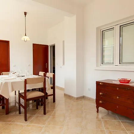 Apartment Abrotea Lagos