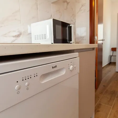 Abrotea Apartment *