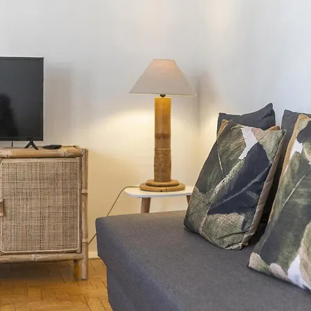 Apartment Abrotea