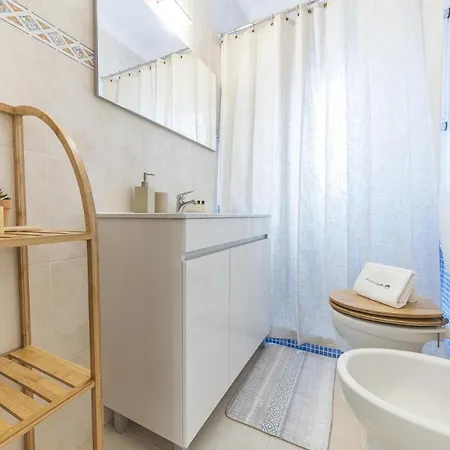 Abrotea Apartment *